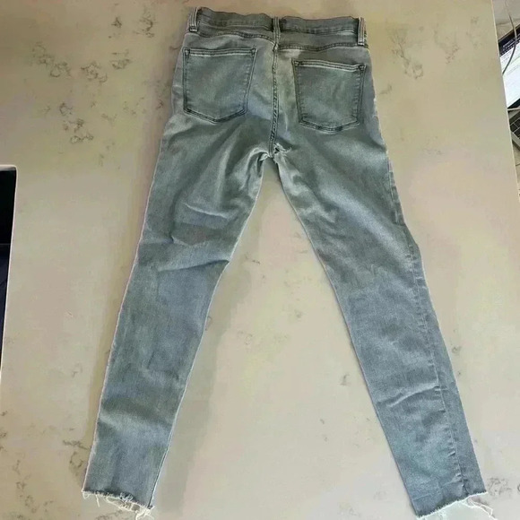 J.Crew 9" High Rise Light Denim Wash Toothpick Jeans w/ Hole Size 29-B18 - Picture 10 of 13